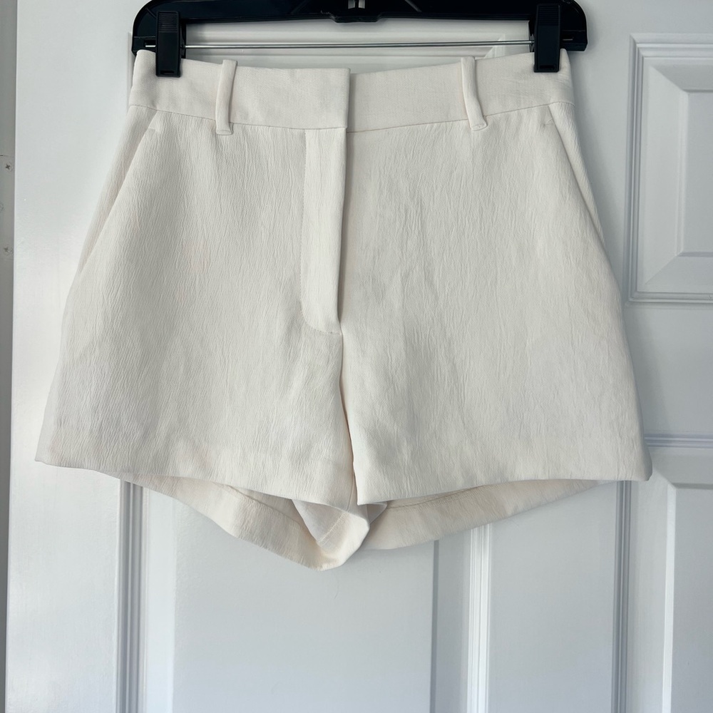 Wilfred Cream High Waist Women's Shorts